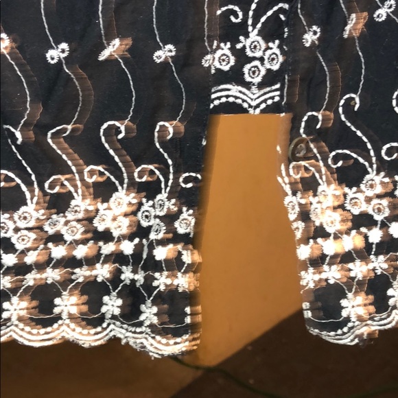 Short sleeve Embroidered Jacket - Picture 5 of 6